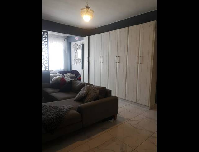 1 BEDROOM PROPERTY TO RENT IN SOUTH BEACH